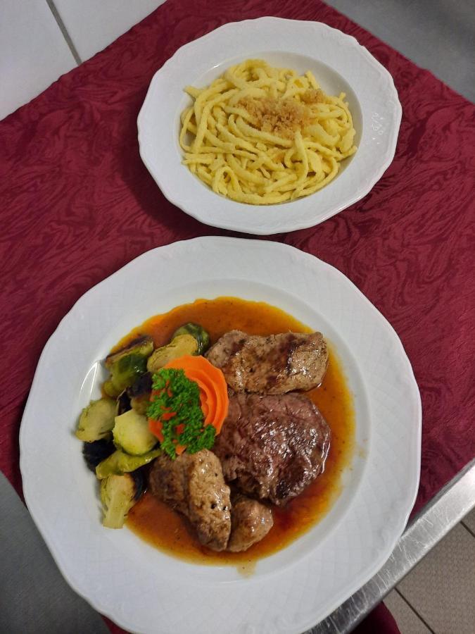 זינסהיים Cross-Country-Hotel Hirsch מראה חיצוני תמונה