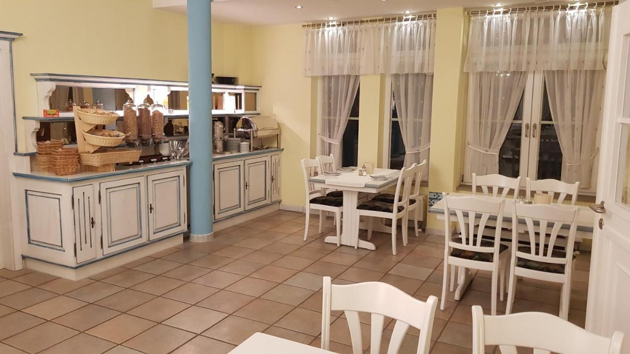 זינסהיים Cross-Country-Hotel Hirsch מראה חיצוני תמונה